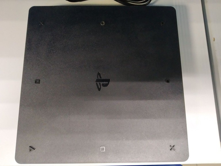 Дешево Sony playstation 4 slim 500gb з ломбарду