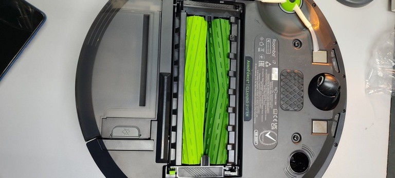 Дешево Irobot Roomba i7 з ломбарду