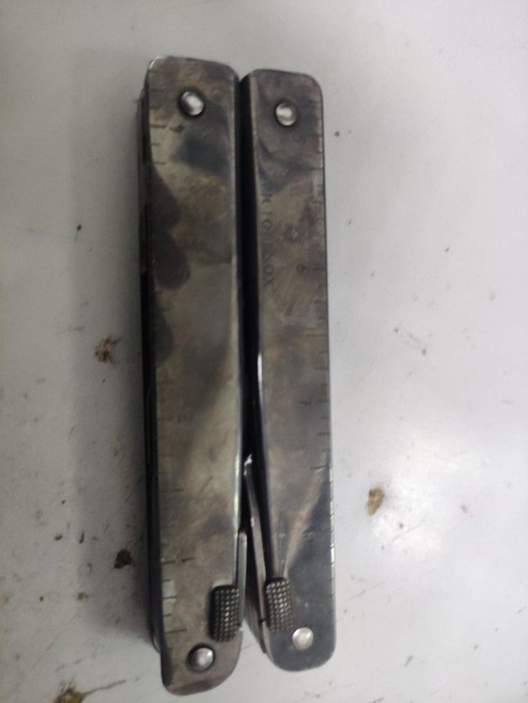 Оголошення Victorinox SwissTool BS Nylon Case (3.0323.3CN) Б/У