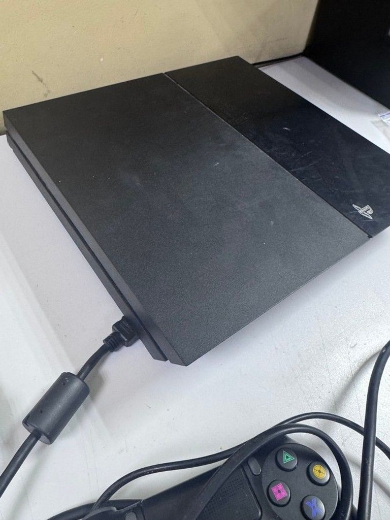 Оголошення Sony playstation 4 1tb Б/У