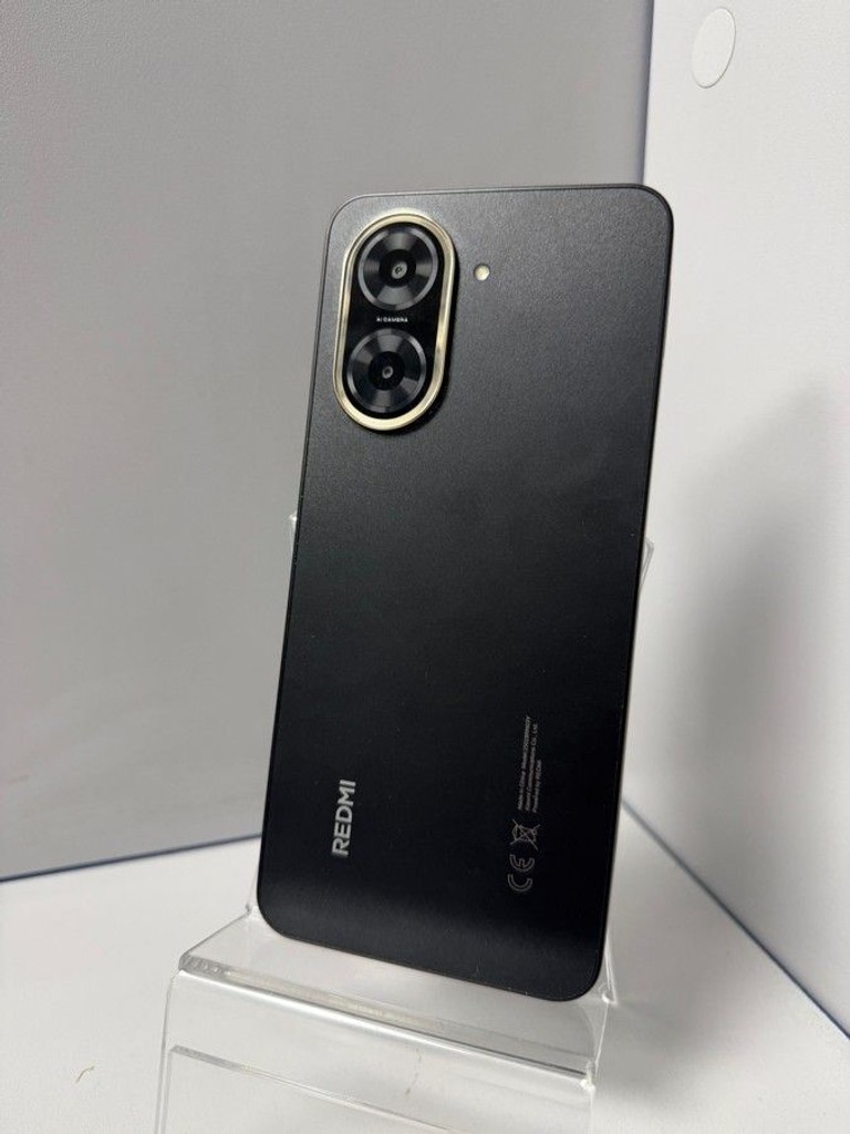 Дешево Xiaomi redmi a5 3/64gb з ломбарду