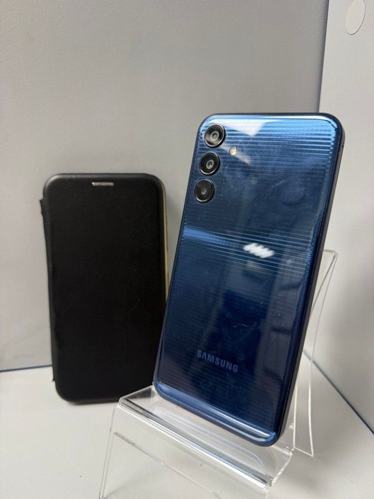 Дешево Samsung galaxy m15 5g 4/128gb з ломбарду