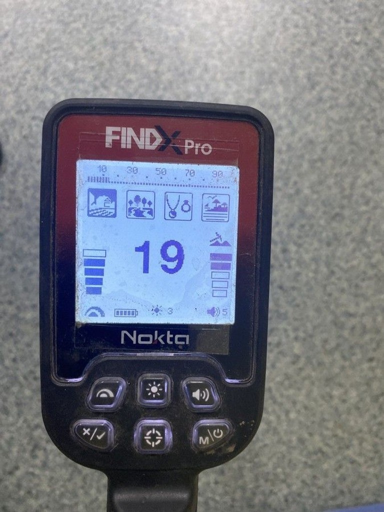 Дешево Nokta Makro FindX PRO з ломбарду