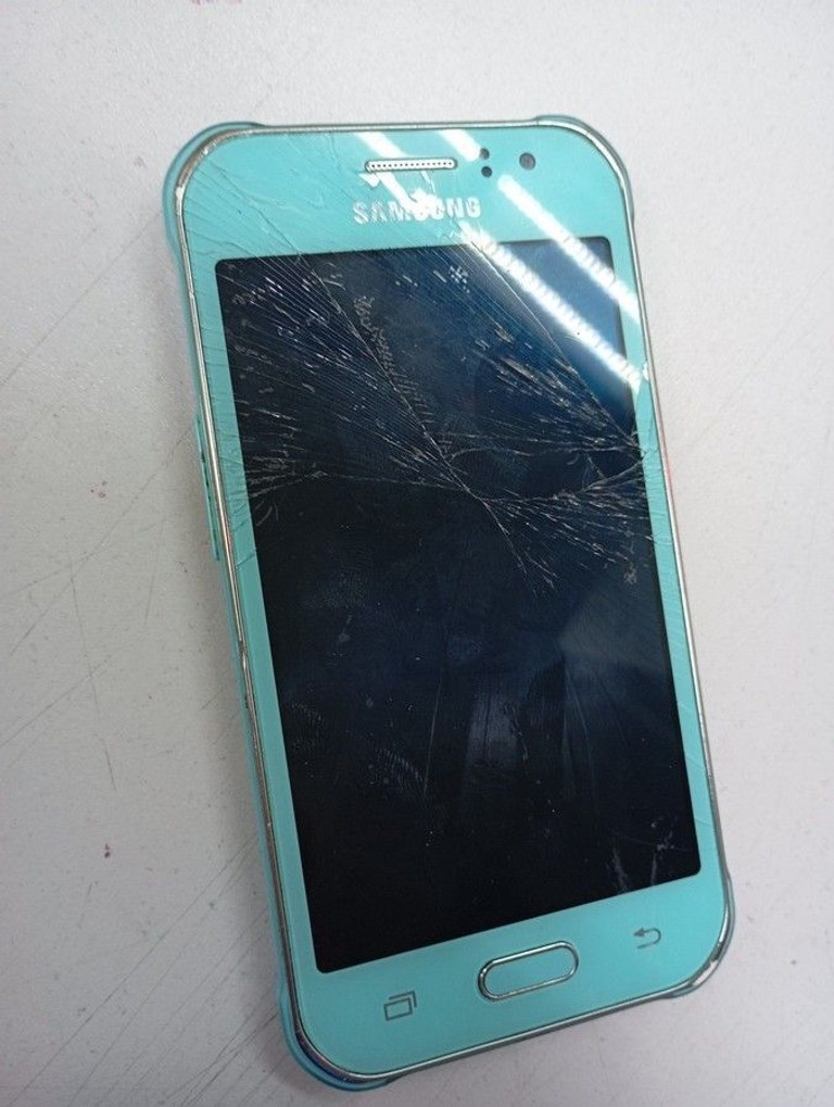 Розпродаж Samsung galaxy j1 sm-j110h, продавець Техноскарб
