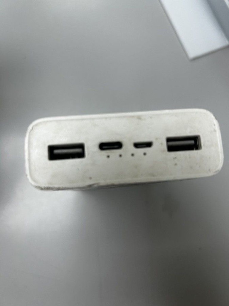 Оголошення Xiaomi mi power bank 3 20000 mah usb-c 18w Б/У