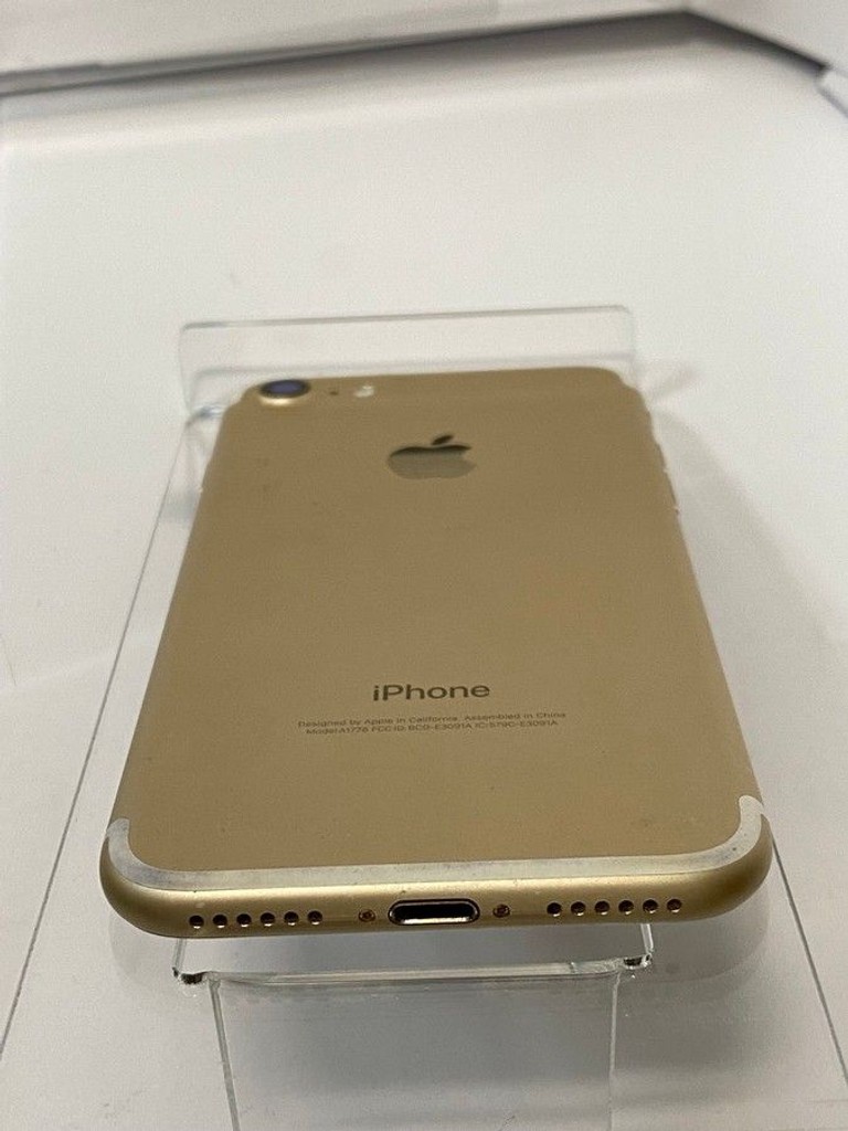 Apple iphone 7 32gb Код:01-201036239. Зображення 6