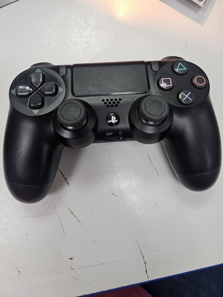 Купити Sony dualshock 4 v2 Б/У