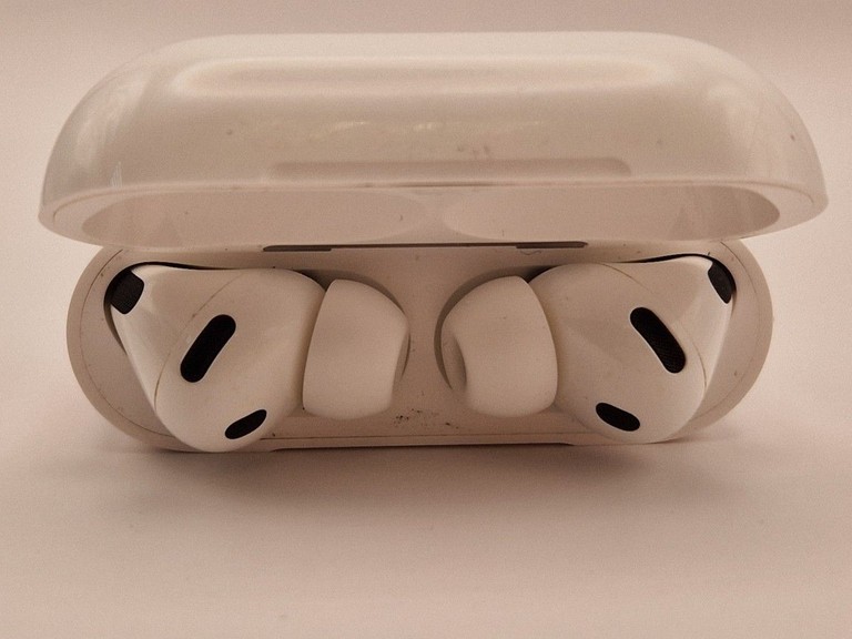Объявление AirPods Pro 3 Б/У