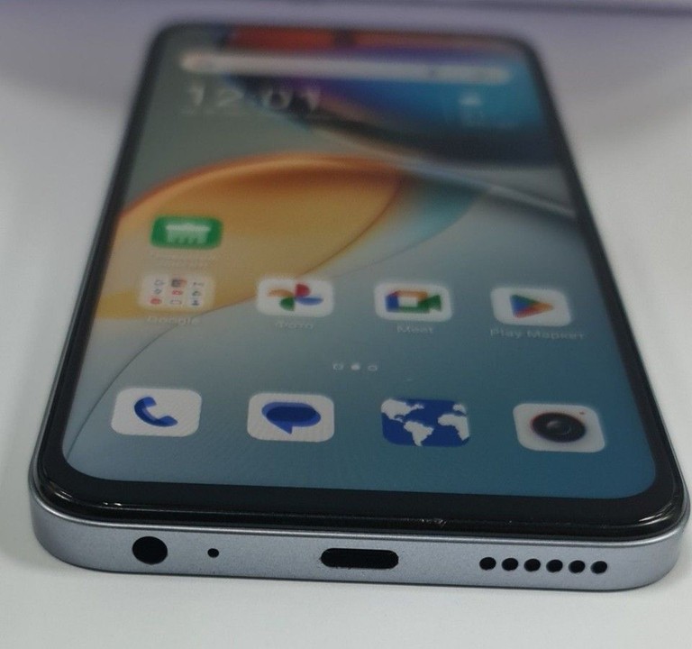 Дешиво Zte Nubia V70 8/256GB Gray с ломбарда