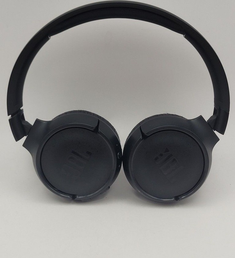 Купити Jbl tune 520bt Б/У