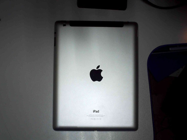 Дешево Apple ipad 4 wifi 64gb 3g з ломбарду