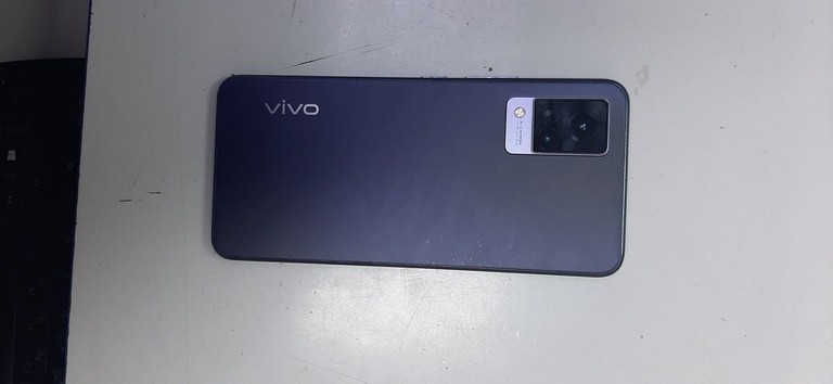 Объявление Vivo v21 8/128gb Б/У