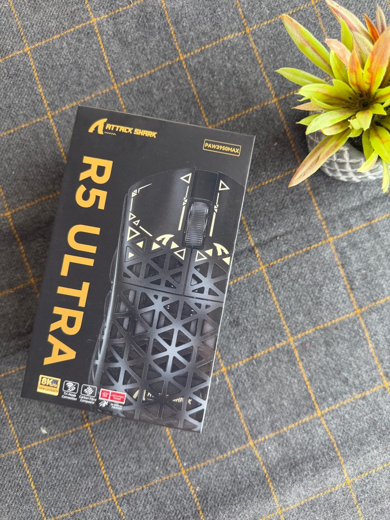 Купить Attack shark R5 Ultra White (AS-6972792470573-W) Б/У