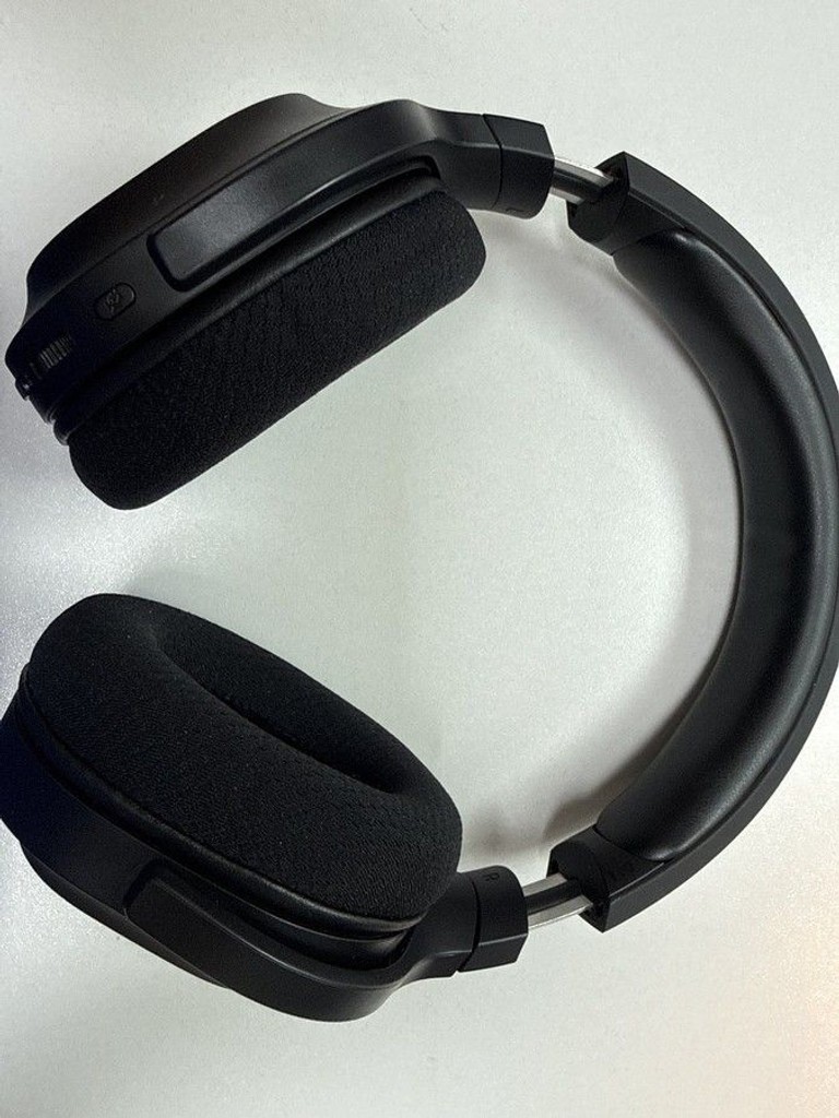 Дешево Razer barracuda x 2022 з ломбарду
