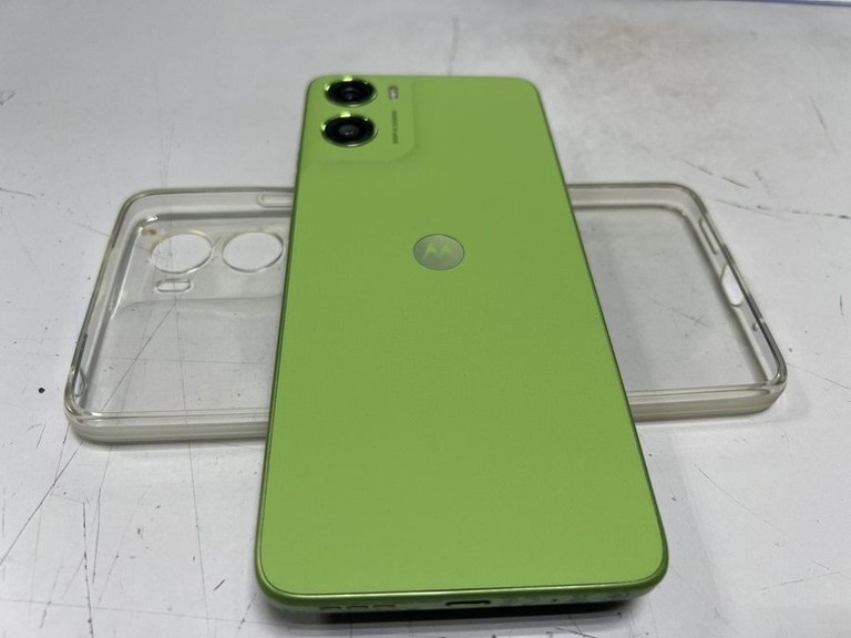 Объявление Motorola moto g06 4g 4/64gb tendril Б/У