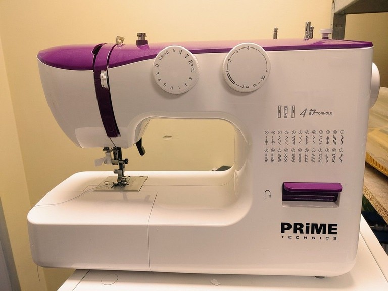 Дешево Prime technics PS 242 V з ломбарду