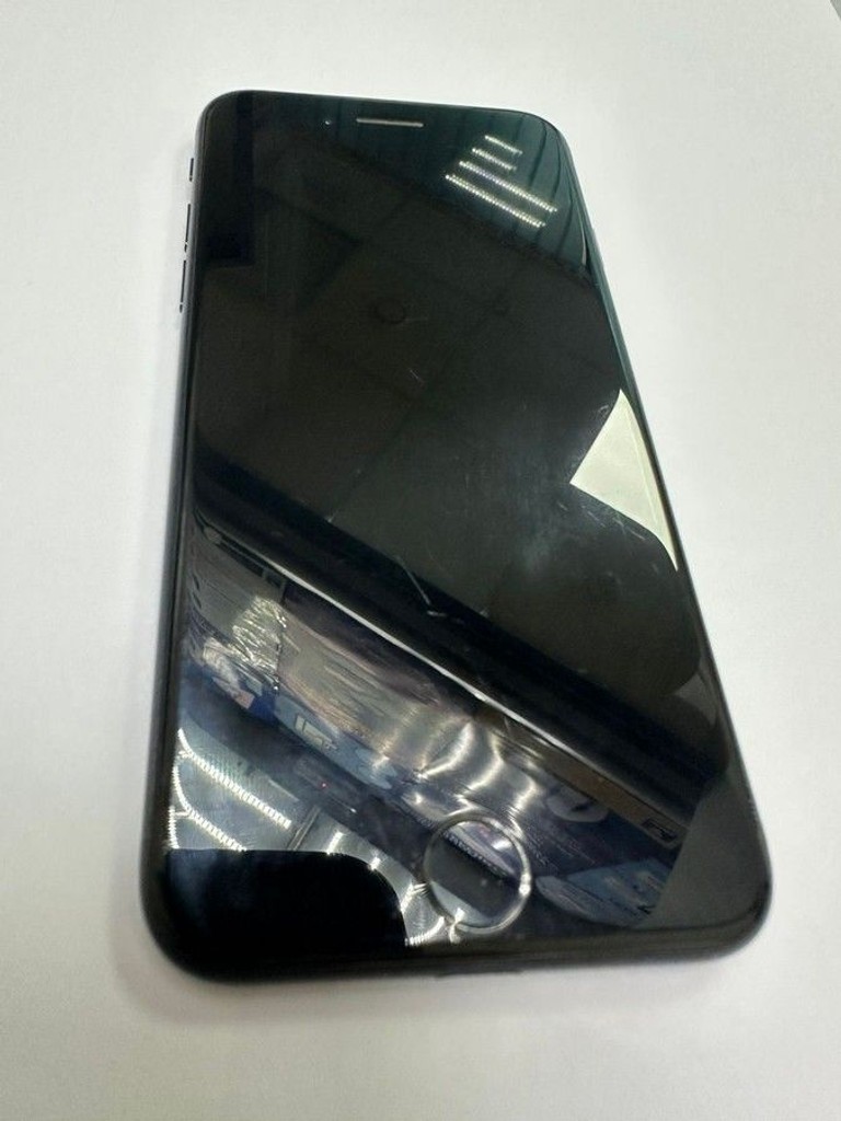 Apple iphone 7 32gb Код:01-201152801. Изображение 7
