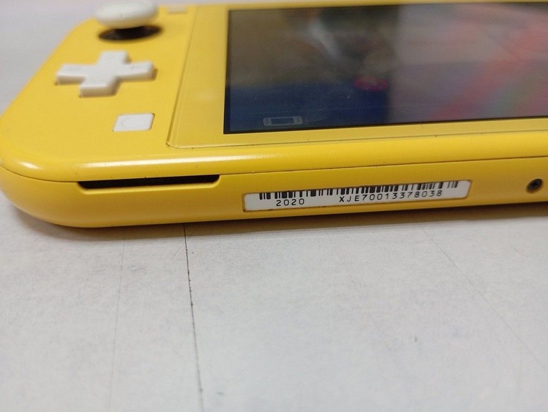 Дешиво Nintendo switch lite с ломбарда