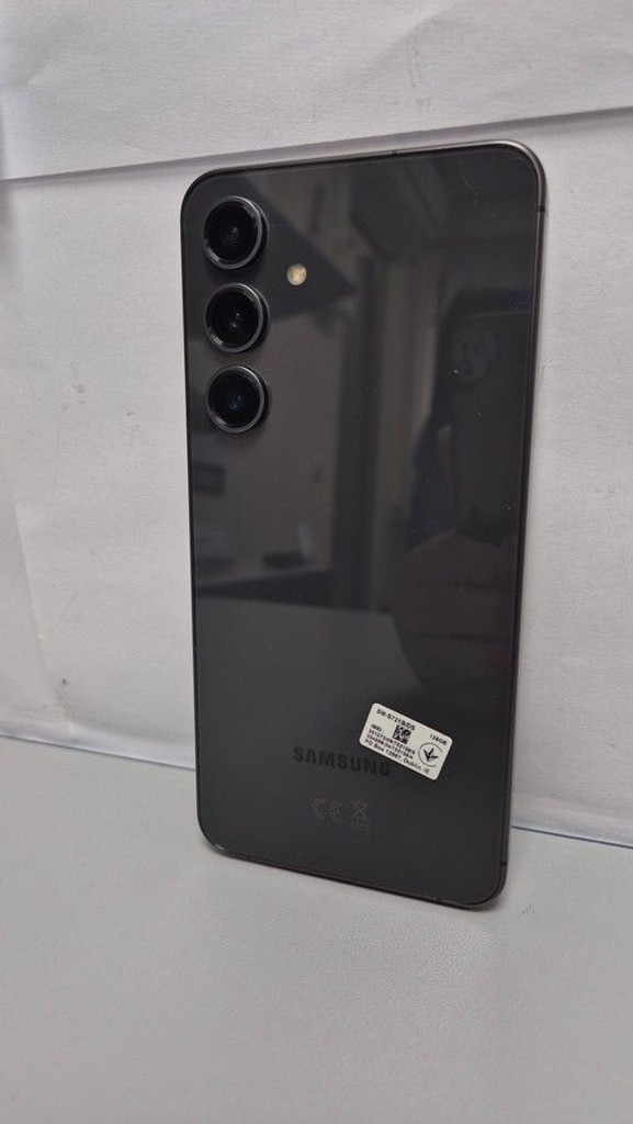 Оголошення Samsung galaxy s24 fe 8/128gb Б/У