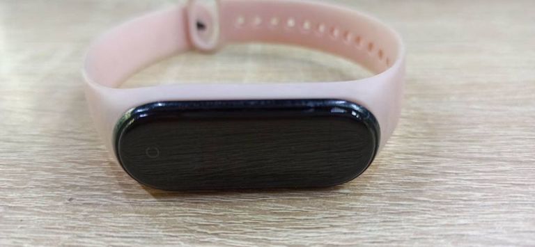 Оголошення Xiaomi Mi Smart Band 4 Black Б/У