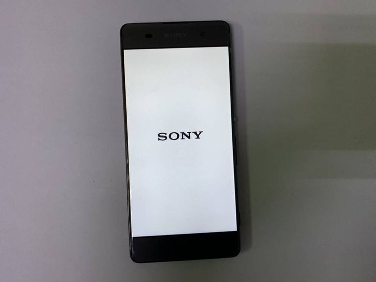 Купити Sony xperia xa f3111 2/16gb Б/У