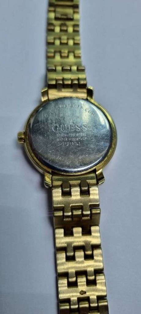 Guess l10151l1