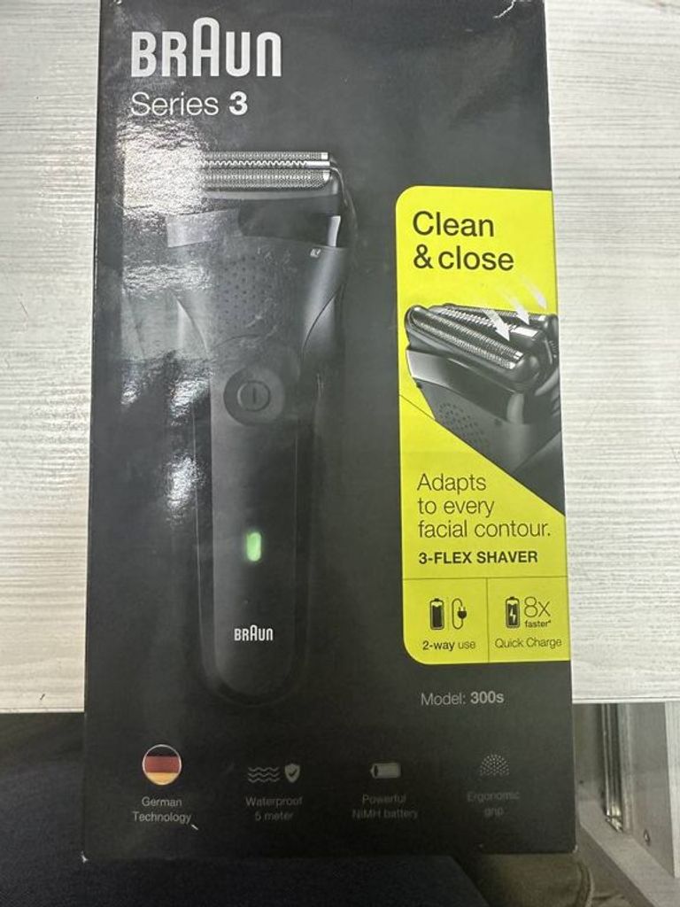 Braun Series 3 300s Black