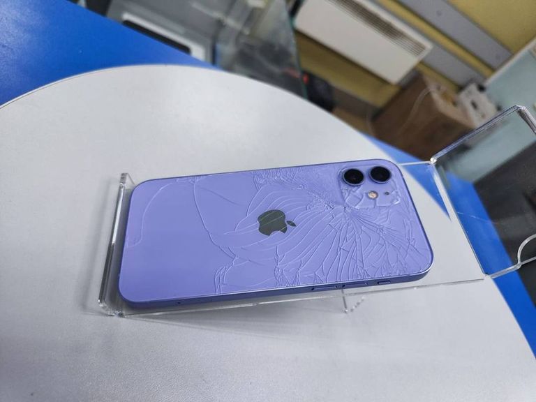 Apple iPhone 12 256GB (PRODUCT)RED Код:01-200113816. Зображення 10