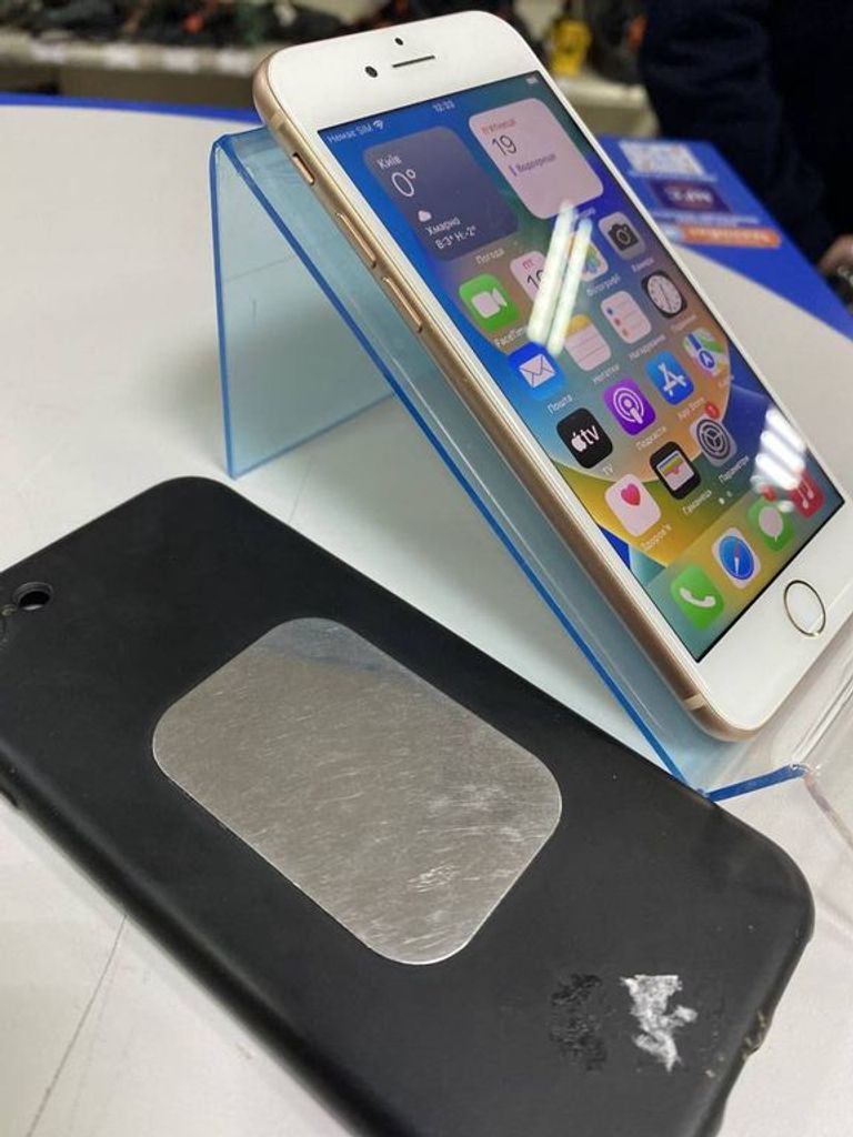 Дешиво Apple iphone 8 256gb с ломбарда