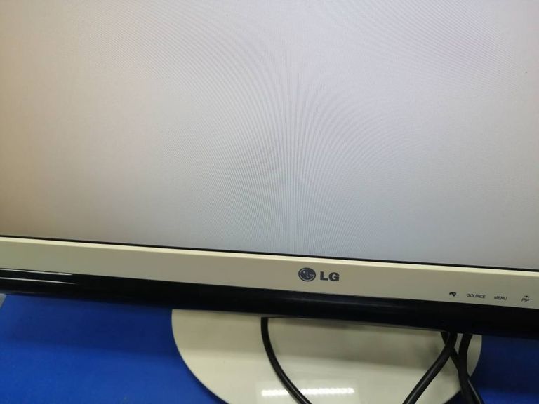 Lg w2363v