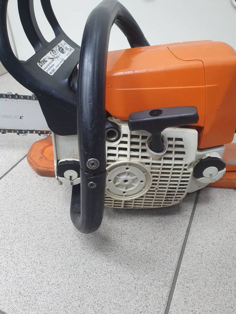 Stihl MS 230 C-BE 40cm (11232000856)