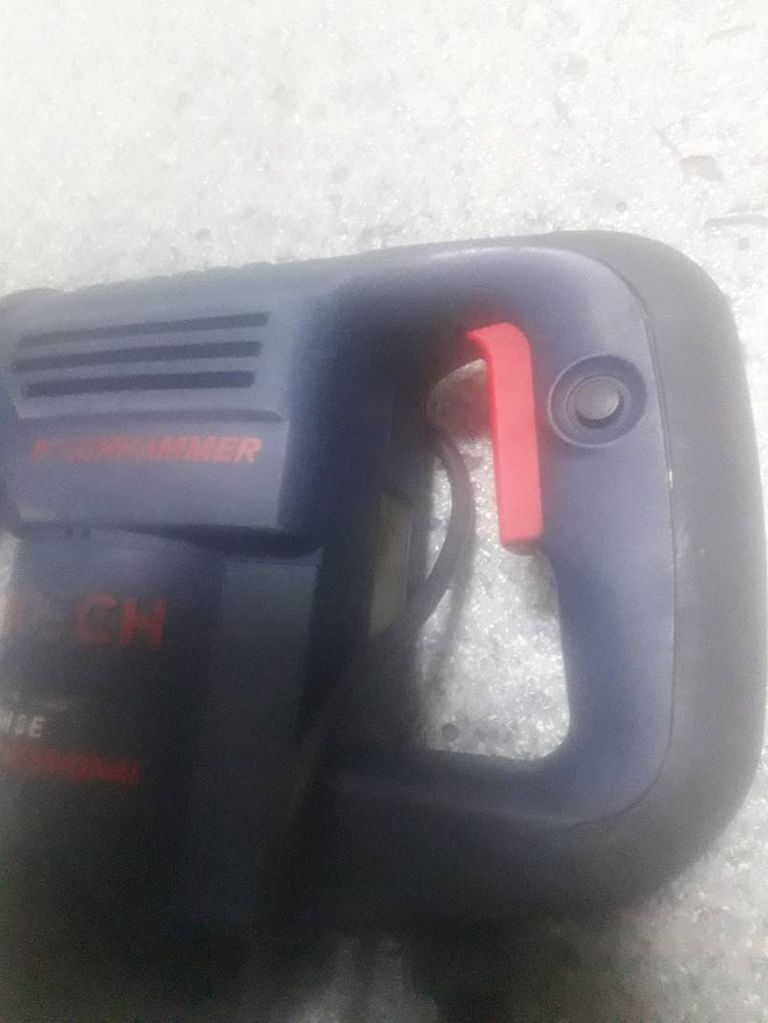 Оголошення Bosch GSH 3 E (0611320703) Б/У