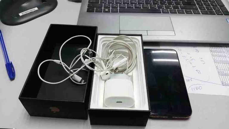 Apple Iphone 11 pro Код:2000003110469. Зображення 4