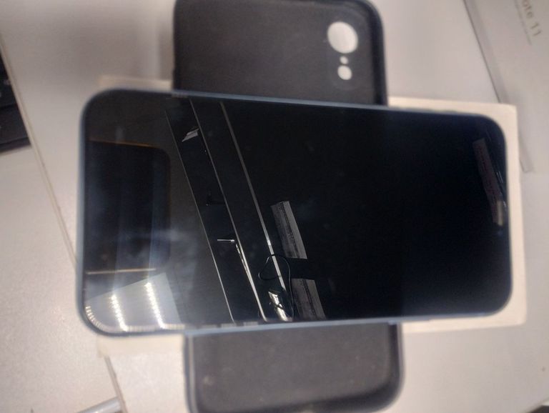 Дешево Apple iphone xr 64gb з ломбарду