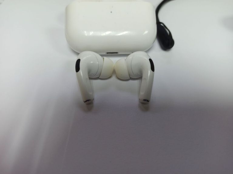 Розпродаж Apple AirPods Pro 2nd generation (MQD83), продавець Техноскарб