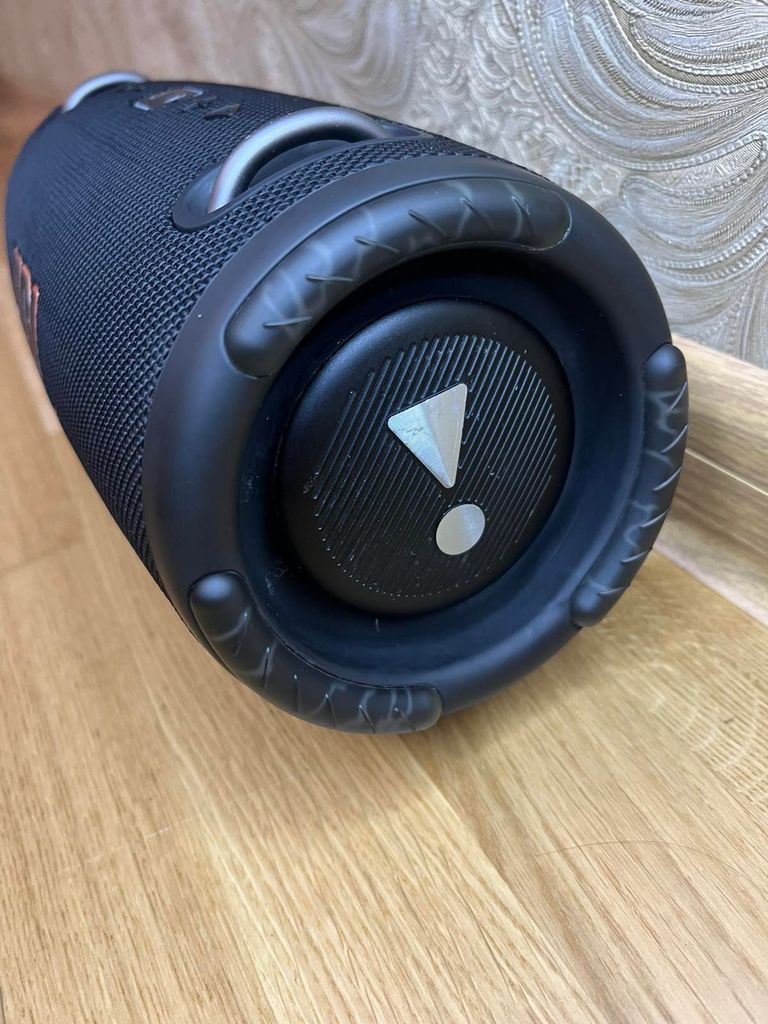 Дешиво Jbl Xtreme 3 Black (JBLXTREME3BLK) с ломбарда