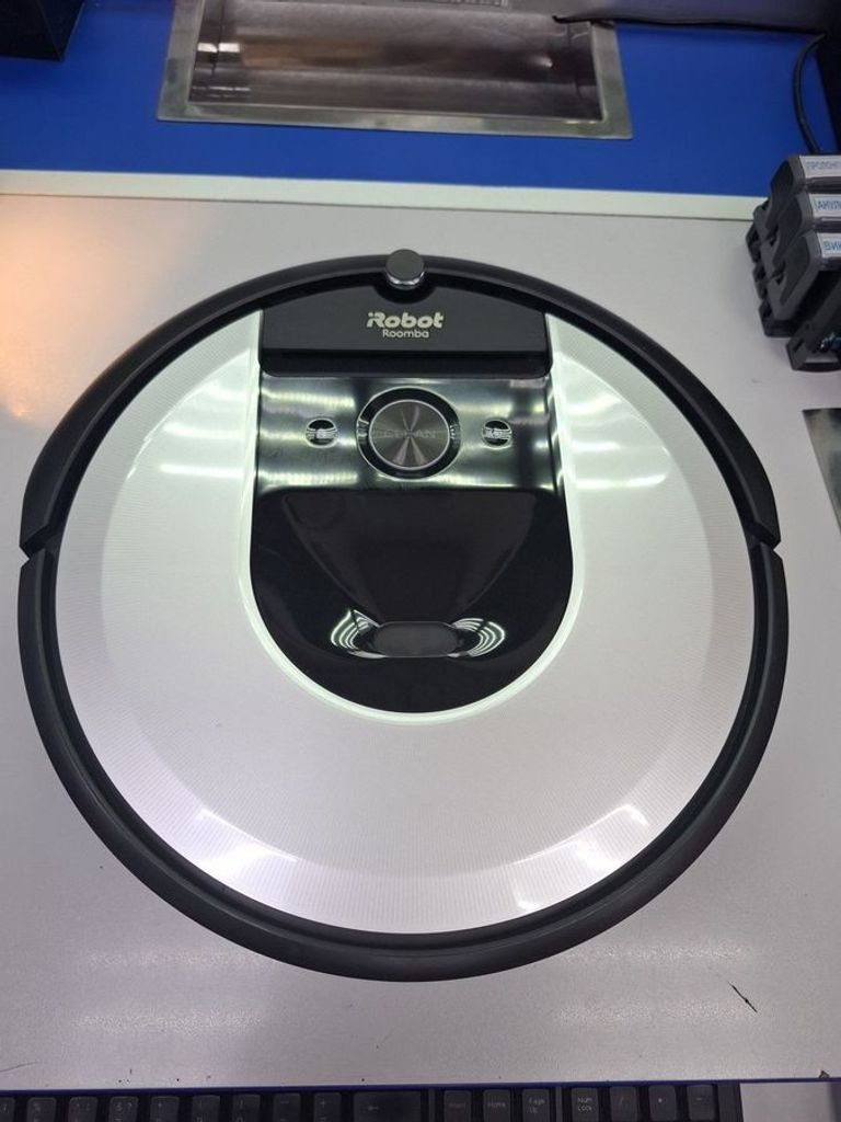 Купити Irobot Roomba i7 Б/У