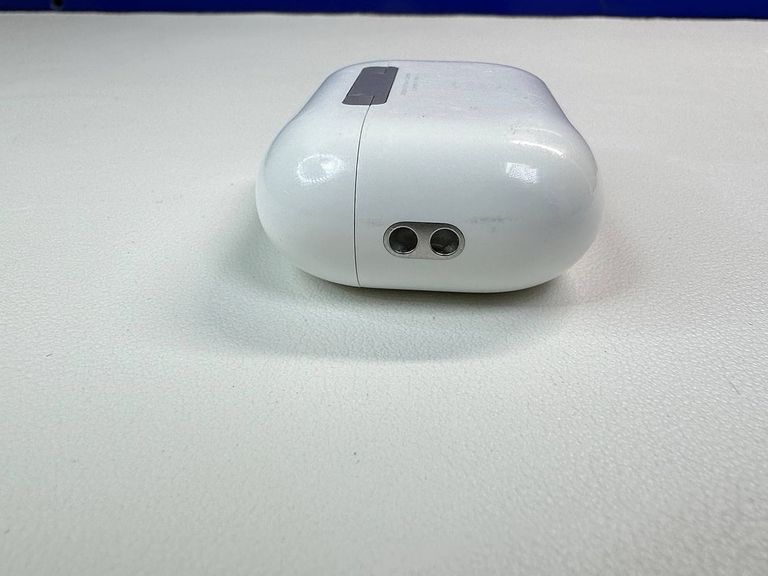 Apple airpods pro 2nd generation with magsafe charging case usb-c Код:01-200763610. Зображення 11