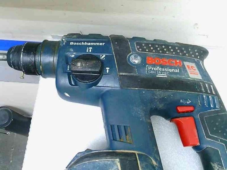 Дешево Bosch gbh 18 v-ec 2 акб 6ah зп з ломбарду