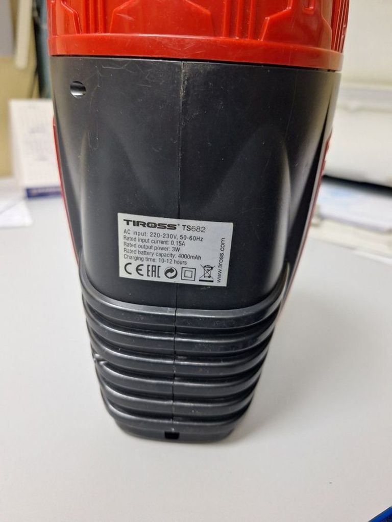 Дешиво Tiross ts 682 с ломбарда