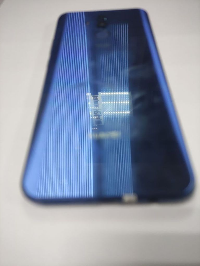 Дешиво Huawei mate 20 lite sne-lx1 4/64gb с ломбарда