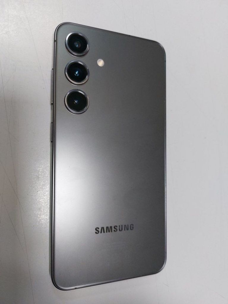 Купить Samsung s921b galaxy s24 8/256gb Б/У