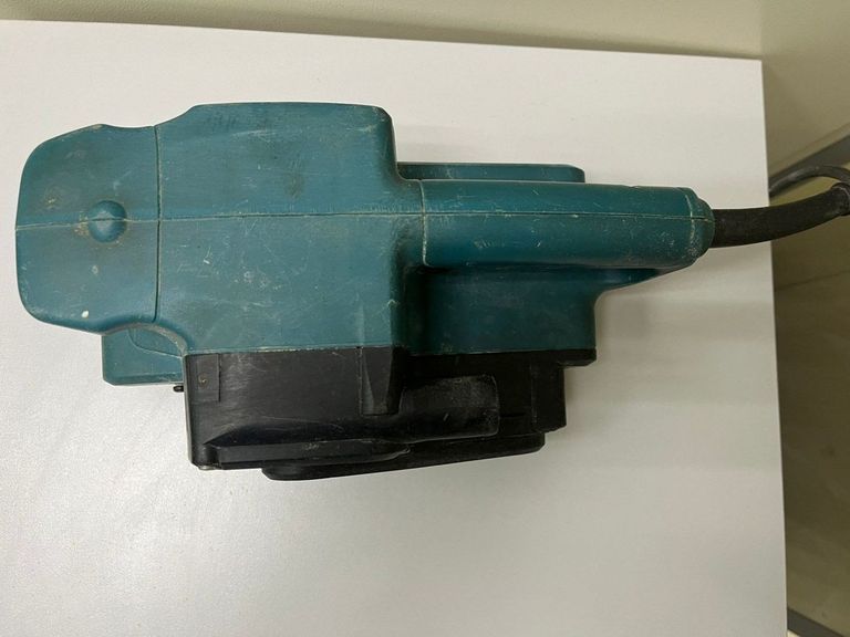 Объявление Makita 9911 Б/У