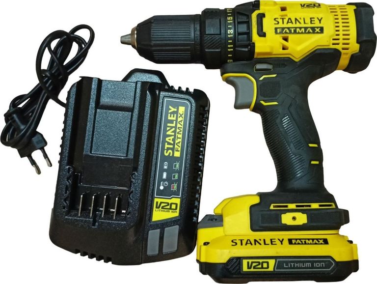 Купить Stanley sfmcd700 1акб 2ah зп Б/У