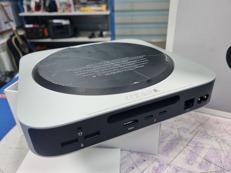 Apple mac mini a2686 mmfj3 m2/8core/ram 8gb/ssd256gb Код:01-200600512. Изображение 5