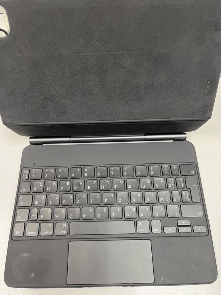 Купить Apple magic keyboard for ipad pro a2480 Б/У