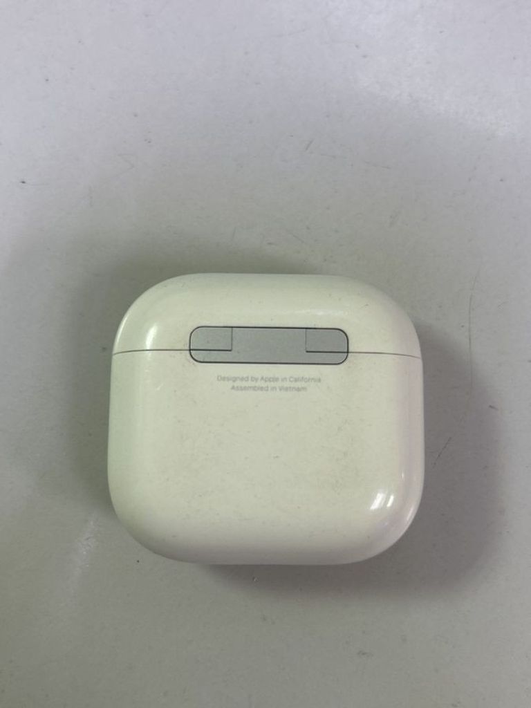 Дешиво Apple airpods 4 с ломбарда