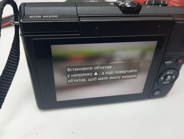 Купити Canon eos m200 + 15-45 is stm Б/У