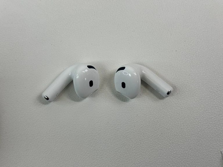 Розпродаж Apple airpods 4, продавець Техноскарб