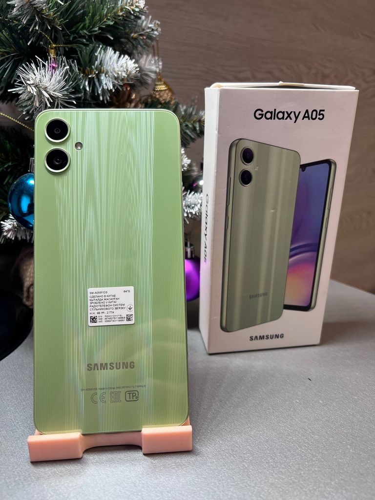 Купити Samsung Galaxy A05 4/64GB Light Green (SM-A055FLGD) Б/У